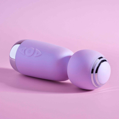 Foto 5 do produto Varinha Mágica Massageadora, Recarregável com 10 Modos de Vibrações - Evolved Playboy Pleasure Royal Mini | 4 x 4,1 cm