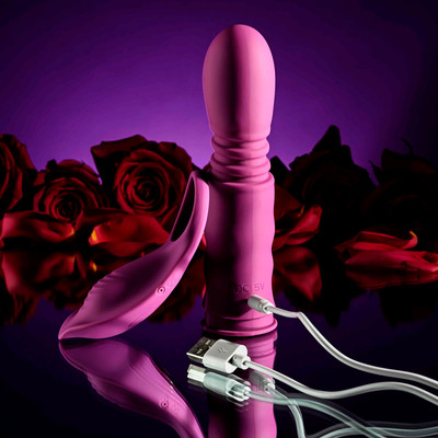 Foto 7 do produto Vibrador 3 em 1 com 10 Modos de Vibração, 10 Movimentos de Vai e Vem, Recarregável e Resistente à Água - Evolved Playboy Pleasure Match Play | 12,5 x 3,5 cm