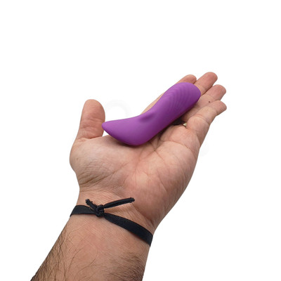 Foto 7 do produto Vibrador de Calcinha com 9 Modos de Vibração, Controle Remoto Sem Fio e Carregamento Magnético - S-Hande NYX RCT | 10,3 x 3,4 cm | Disponível em 2 Cores