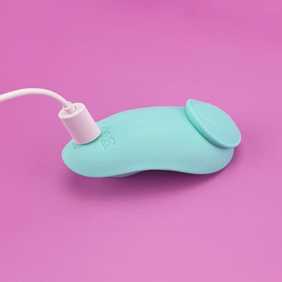Foto 7 do produto Vibrador de Calcinha em Silicone Aveludado com Controle Remoto sem Fio, 9 Modos de Vibração e Resistencia à Água - S-Hande Leaf-RCT | Disponível em 4 Cores