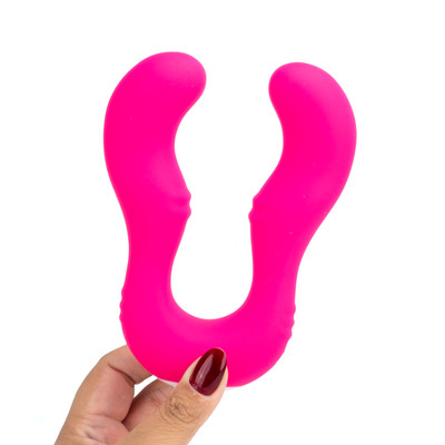 Vibrador para Casais em Silicone com Motor Duplo, 9 Modos de Vibração, Recarregável e Controle Remoto Sem Fio - Lesbian Vibrator