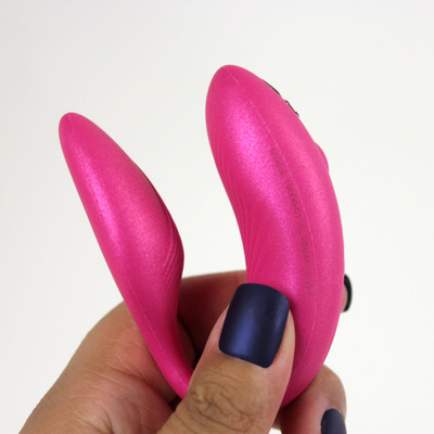 Foto 12 do produto Vibrador para Casal Ajustável com 10 Modos de Vibração, Aplicativo Para Controle de Vibração e Controle Remoto Sem Fio - We-Vibe Chorus | 5 Cores