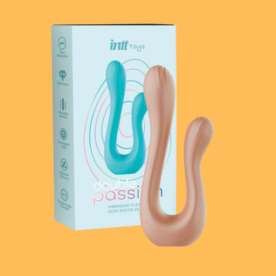 Vibrador para Casal com Duas Pontas Estimuladoras Flexíveis, 10 Modos de Vibração e Recarregável - Intt Toys Double Passion | Disponível em 3 Cores