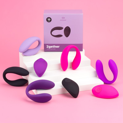Vibrador para Casal Flexível em Silicone com 10 Modos de Vibração, Carregamento via USB e Controle Remoto Sem Fio - Exclusiva 2gether | Disponível em 5 Cores