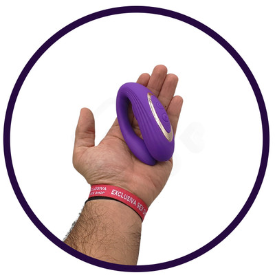 Foto 7 do produto Vibrador de Casal em Silicone com 6 Modos de Vibração e Pulsação, Controle Remoto Sem Fio e Carregamento Via Cabo USB - Invisible Wear | 8,6 x 2,2 cm