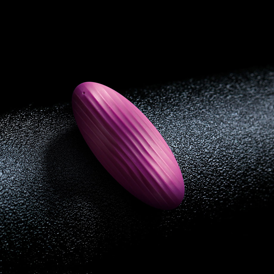 Vibrador de Clitóris Recarregável com 11 Modos de Vibração e Calcinha - Svakom Edeny |  9 x 3 cm - 3