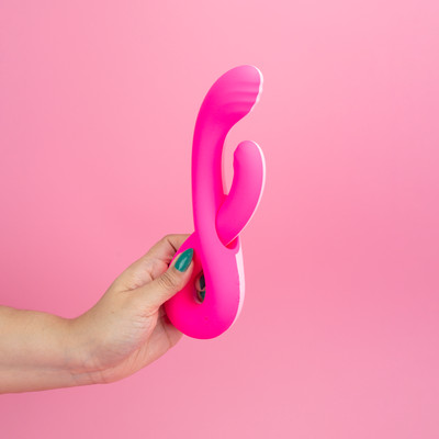 Vibrador Duplo Flexível em Silicone com 10 Modos de Vibrações, 2 Motores e Recarregável - Intt Toys Vibra Collors Medusa | 10 x 3,5 cm