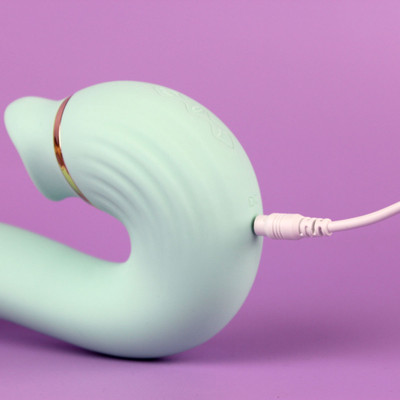 Foto 4 do produto Vibrador Estimulador de Clitóris e Ponto G Recarregável com 4 Modos de Pulsação e 10 Modos de Linguinha | Perfect Lover | Disponível em 2 Cores