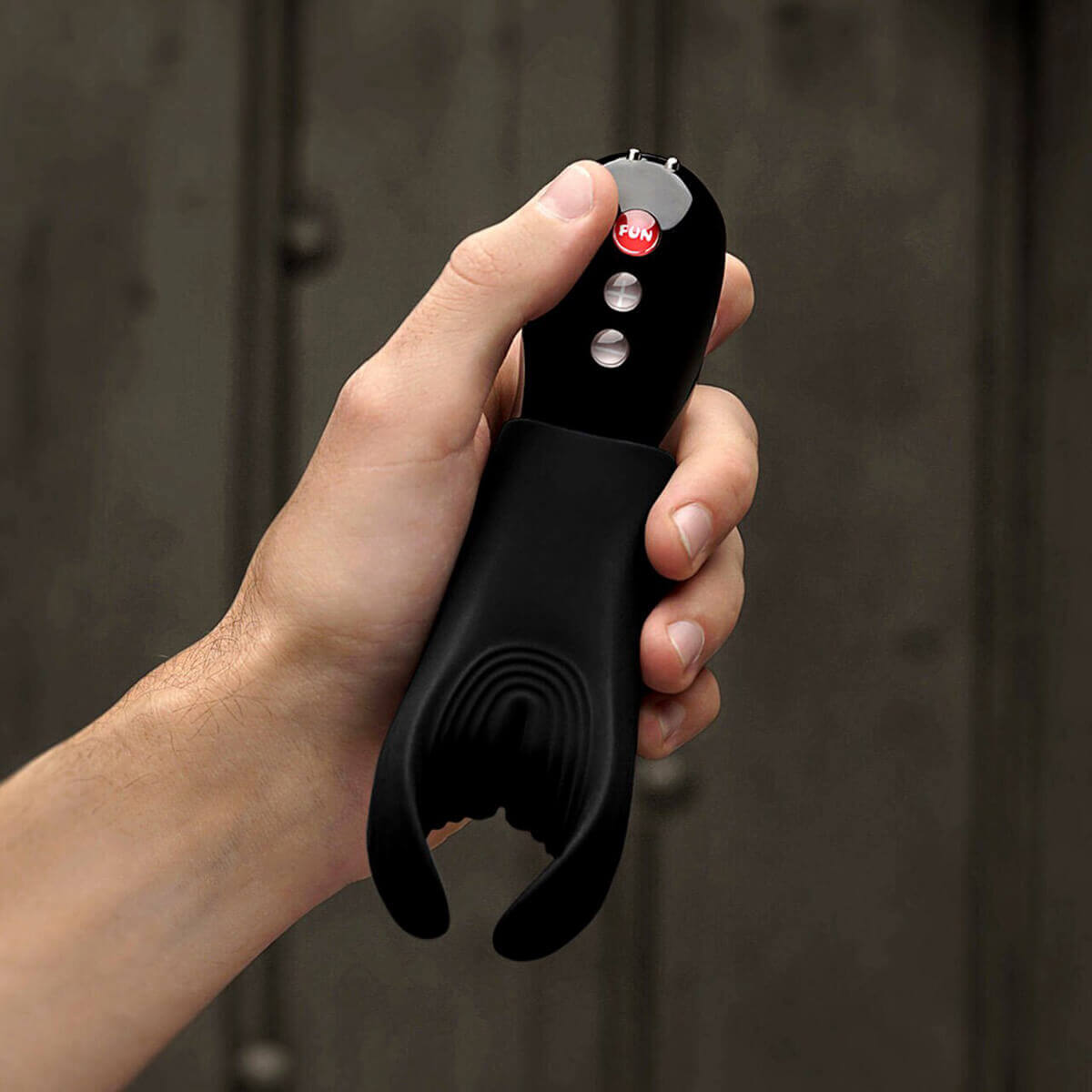 Vibrador Estimulador de Pênis com 12 Modos de Vibração e Controle de Intensidade, Recarregável - Fun Factory Manta | Disponível em 4 Cores - 4