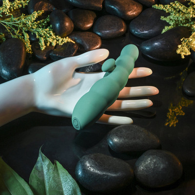 Vibrador Estimulador de Ponto G em Silicone com 19 Modos de Vibração e Carregamento Via Cabo USB - Evolved G-Spot Perfection | 9 x 3,3 cm