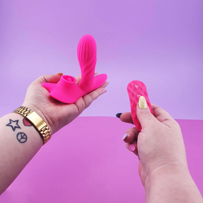 Foto 6 do produto Vibrador Estimulador de Ponto G e Clitóris com 10 Modos de Vibração e 6 Movimentos de Língua e Controle Remoto Sem Fio - Ailighter | 13,5 x 6,3 cm