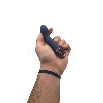 Foto 7 do produto Vibrador Estimulador de Ponto G e Clitóris com 10 Modos de Vibração e Carregamento Magnético - Topo Toys Curvado | 9,9 x 2,7 cm