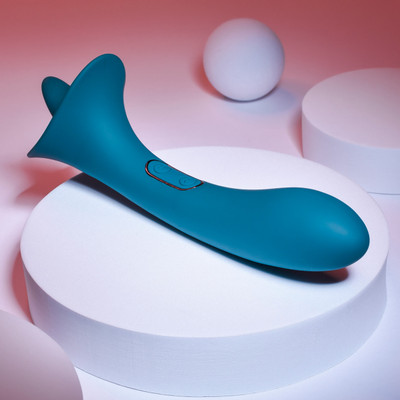 Foto 3 do produto Vibrador Estimulador de Ponto G e Clítoris com 9 Modos de Vibração, Língua com 9 Movimentos e Recarregável - Evolved Playboy Pleasure True Indulgence