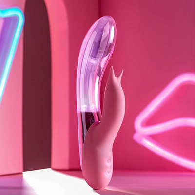 Foto 3 do produto Vibrador Estimulador de Ponto G e Clitóris Em Formato Rabbit com 10 Modos de Vibração, Luz Led e Resistente à Água - Dream Lover Luminous  | 19 x 3,5 cm