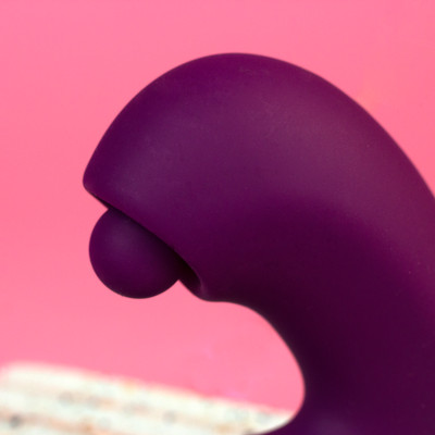 Foto 3 do produto Vibrador Estimulador de Ponto G e Clitóris em Silicone com 10 Modos de Vibração e 5 Modos de Pulsação - Exclusiva Ada | 16,4 x 9,4 cm