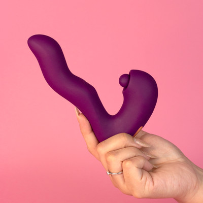 Foto 5 do produto Vibrador Estimulador de Ponto G e Clitóris em Silicone com 10 Modos de Vibração e 5 Modos de Pulsação - Exclusiva Ada | 16,4 x 9,4 cm