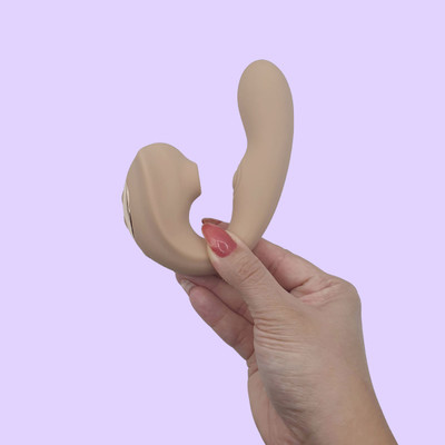 Vibrador Estimulador de Ponto G e Clitóris em Silicone com 10 Modos de Vibração e Pulsação, Motor Duplo - Intt Orgasmic | 10,5 x 9,2 cm | Disponível em 3 Cores