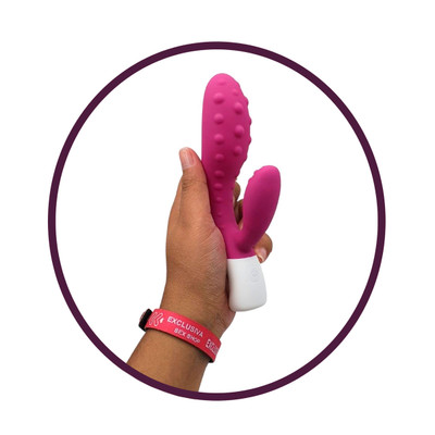 Foto 5 do produto Vibrador Estimulador de Ponto G e Clitóris em Silicone com 7 Modos de Vibração, Motor Duplo e Recarregável - Adão & Eva Super Vibes Nova | 17 x 3,2 cm