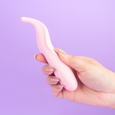 Estimulador de Ponto G e Clitóris em Silicone Macio Com 10 Modos de Vibração e Carregamento USB Magnético - Exclusiva Nadja