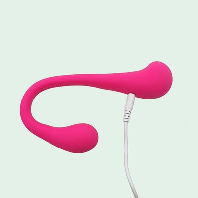 Foto 11 do produto Vibrador Flexível de Ponto G e Clitóris com Duas Pontas Estimuladoras, Controle Remoto Sem Fio e 10 Modos de Vibração - Vibrator Sceley | 23 x 3,4 cm | Disponível em 3 Cores