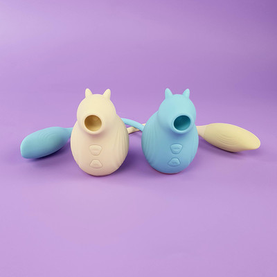 Foto 2 do produto Vibrador no Formato de Roedor em Silicone com 10 Modos de Pulsação, 10 Modos de Vibração, Carregamento via USB - Sexy Import | Disponível em 2 Cores