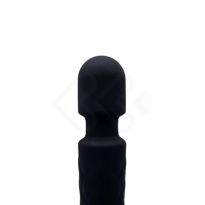 Foto 2 do produto Vibrador Massageador de Clítoris Recarregável em Silicone com 20 Modos de Vibração e 9 Níveis de Intensidades - Winyi Joy | 20 x 4 cm
