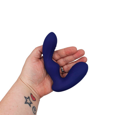 Foto 6 do produto Vibrador e Massageador de Próstata com 7 Modos de Vibração, Recarregável com Controle Remoto - Zero Tolerence The Rocker |10 x 3,1 cm