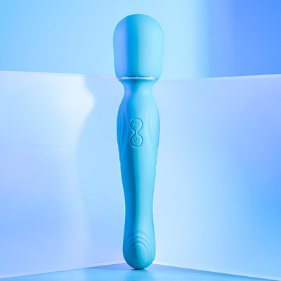 Foto 2 do produto Vibrador Massageador em Silicone com Motor Duplo, 10 Tipos de Vibrações e Recarregável - Gender X Double The Fun | 26,5 x 5,3 cm