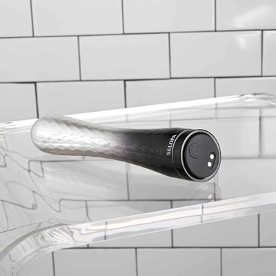 Foto 3 do produto Vibrador Personal em ABS com 7 Modos de Vibração, 3 Velocidades, Recarregável via USB e Resistente à Água - Selopa Silverado | 15,5 x 3,2 cm