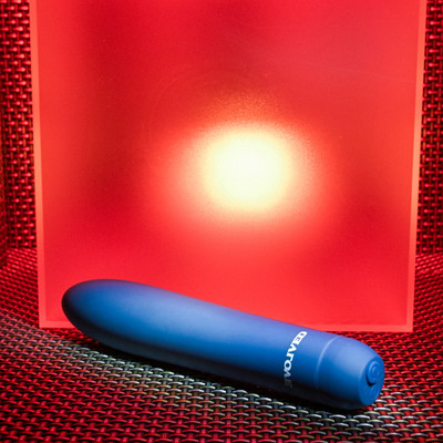 Foto 2 do produto Vibrador Personal Recarregável com 10 Modos de Vibração - Evolved Straight Forward | 14,5 x 3,1 cm