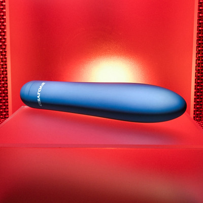 Foto 3 do produto Vibrador Personal Recarregável com 10 Modos de Vibração - Evolved Straight Forward | 14,5 x 3,1 cm