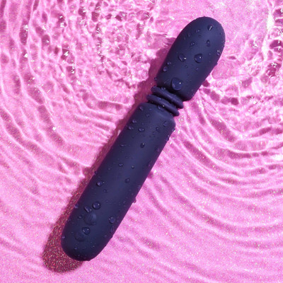 Foto 1 do produto Vibrador Personal Recarregável em Silicone com 2 Motores, 10 Modos de Vibração e 3 Velocidades de Movimento Vai e Vem - Evolved Handy Thruster | 15,5 x 3,5 cm