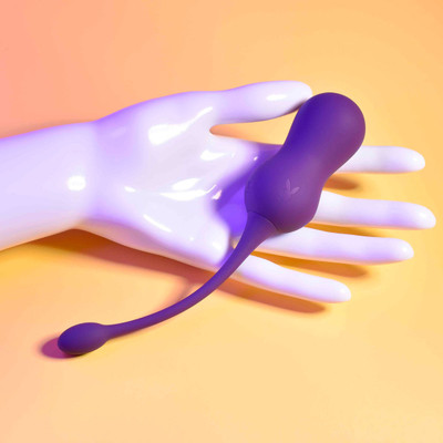 Foto 4 do produto Vibrador para Pompoar Recarregável, em Silicone com 10 Modos de Vibrações e Controle Remoto Sem Fio - Evolved PlayBoy Pleasure Double Time | 6,8 x 3,3 cm