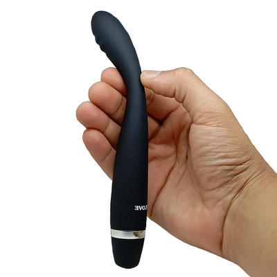 Foto 5 do produto Vibrador de Ponto G com 10 Modos de Vibração em Silicone e Recarregável - Evolved Skinny G | 14,5 x 2,1 cm