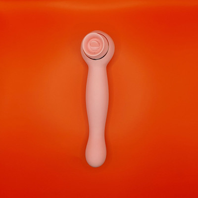 Foto 2 do produto Vibrador de Ponto G e Clitóris com 6 Modos de Sucção, 9 Tipos de Vibração e Estimulação de Língua - Grace | 20,5 x 3,2 m