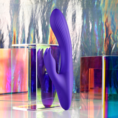 Vibrador de Ponto G e Clitóris Articulado em Silicone com Texturas Anelares, 7 Modos de Vibração e Carregamento via Cabo USB - Selopa Poseable Bunny | 13,7 x x 3,4 cm