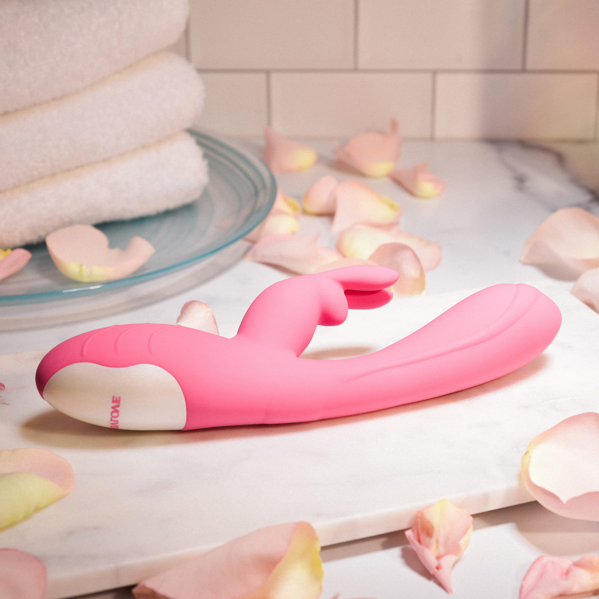 Vibrador de Ponto G e Clitóris com Motor Duplo, 10 Modos de Vibração e Carregamento Via Cabo USB - Evolved Bunny Kisses | 11,5 x 3,3 cm - 3