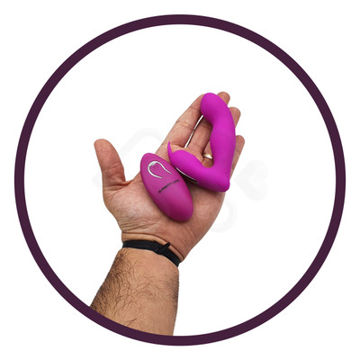Vibrador de Ponto G e Clitóris Recarregável com 12 Modos de Vibração, 4 Modos de Pulsação, Função Memória e Controle Remoto Sem Fio - Josephine - 8,2 x 2,4 cm