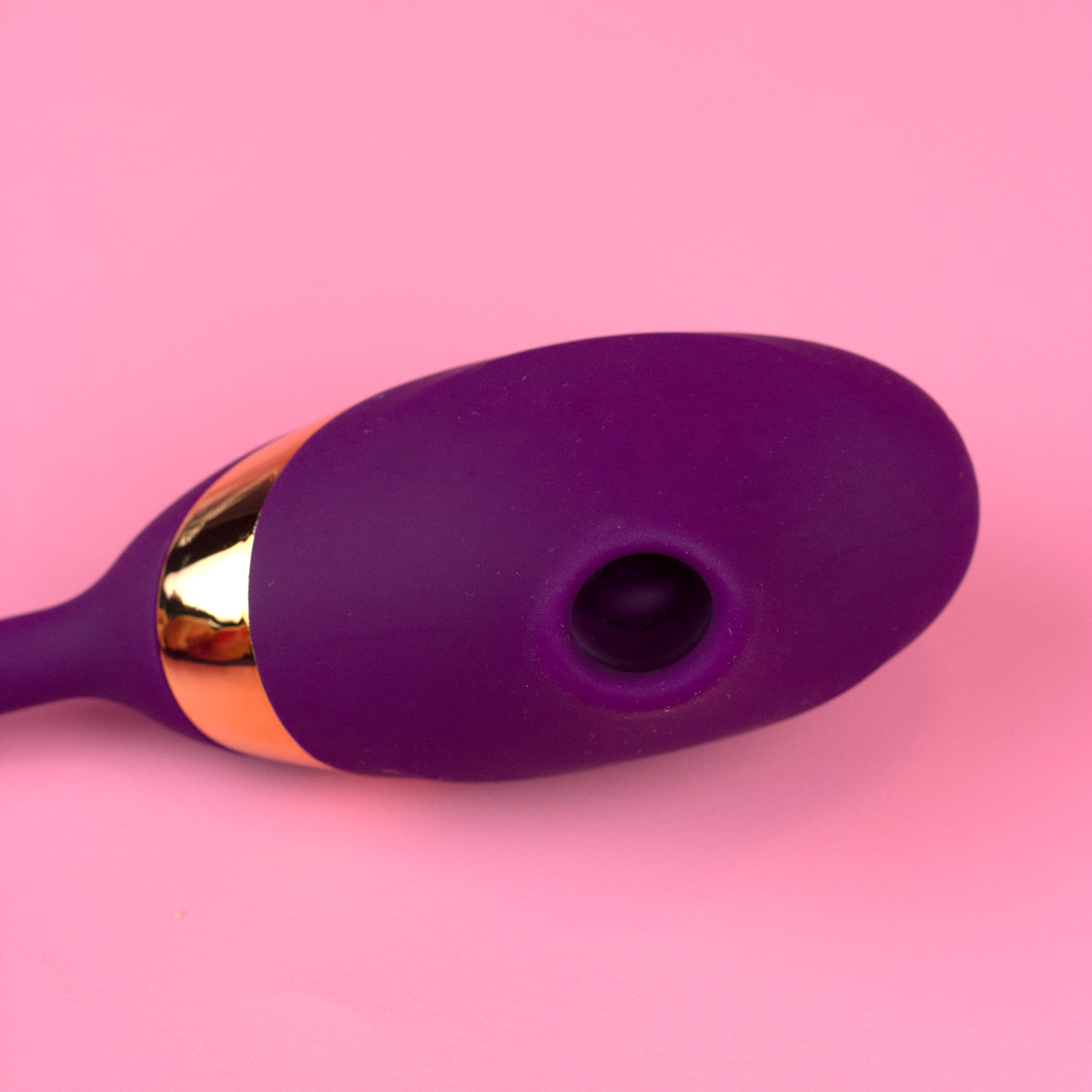 Vibrador de Ponto G e Clitóris em Silicone com 10 Modos de Vibração, 5 Níveis de Pulsação e 9 Tipos de Vai e Vem - Exclusiva Valentina | 13 x 3,5 cm - 4