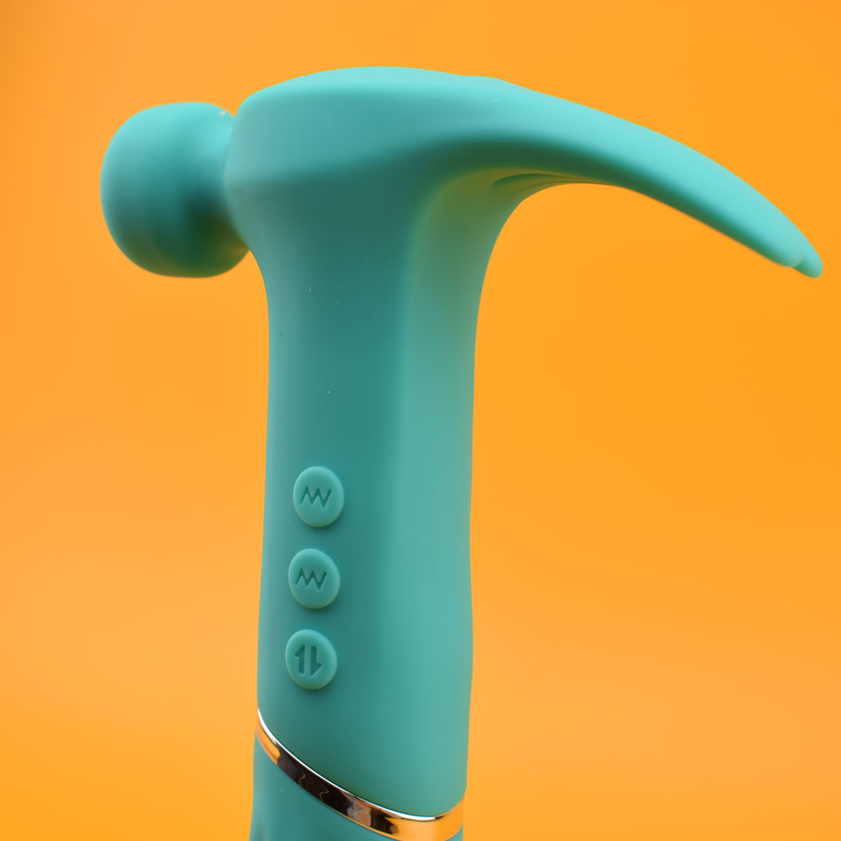 Vibrador de Ponto G e Clitóris em Silicone no Formato de Martelo com Motor Duplo, 10 Modos de Vibração e 3 Níveis de Intensidade - Sweet Hammer | Disponível em 4 Cores - 10