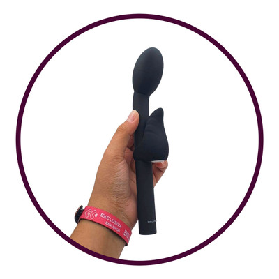 Foto 5 do produto Vibrador de Ponto G e Estimulador de Clitóris feito em ABS Macio, 7 Modos de Vibração e Carregamento Via Cabo USB - Evolved Power Couple | 19 x 3,4 cm