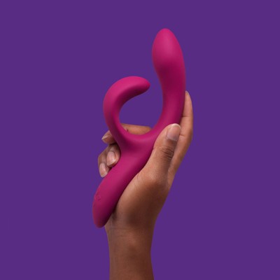 Vibrador de Ponto G em Silicone com 13 Vibrações, Plug Lateral, Aplicativo para Controle de Vibração e Recarregável - We-Vibe Nova 2 | 22 x 3,5 cm