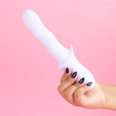 Vibrador de Ponto G em Silicone Macio com 10 Modos de Vibração, Função Vai e Vem e Recarregável - Exclusiva NuviaWave