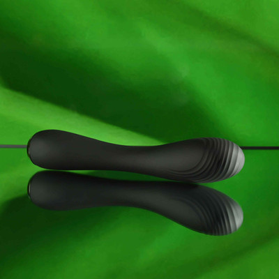 Foto 5 do produto Vibrador de Ponto G em Silicone com Ponta Texturizada, 10 Modos de Vibração e Recarregável - Selopa Midnight Magic | 15,5 x 3,6 cm