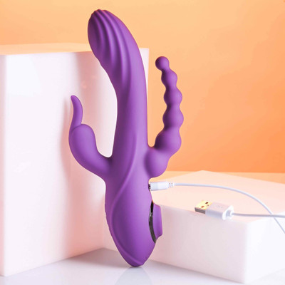 Foto 4 do produto Vibrador Rabbit com 10 Modos de Vibração, 3 Niveis de Sucção, 3 Motores, Resistente à Água e Recarregável - Evolved Fourgasm | 11,2 x 3,7 cm