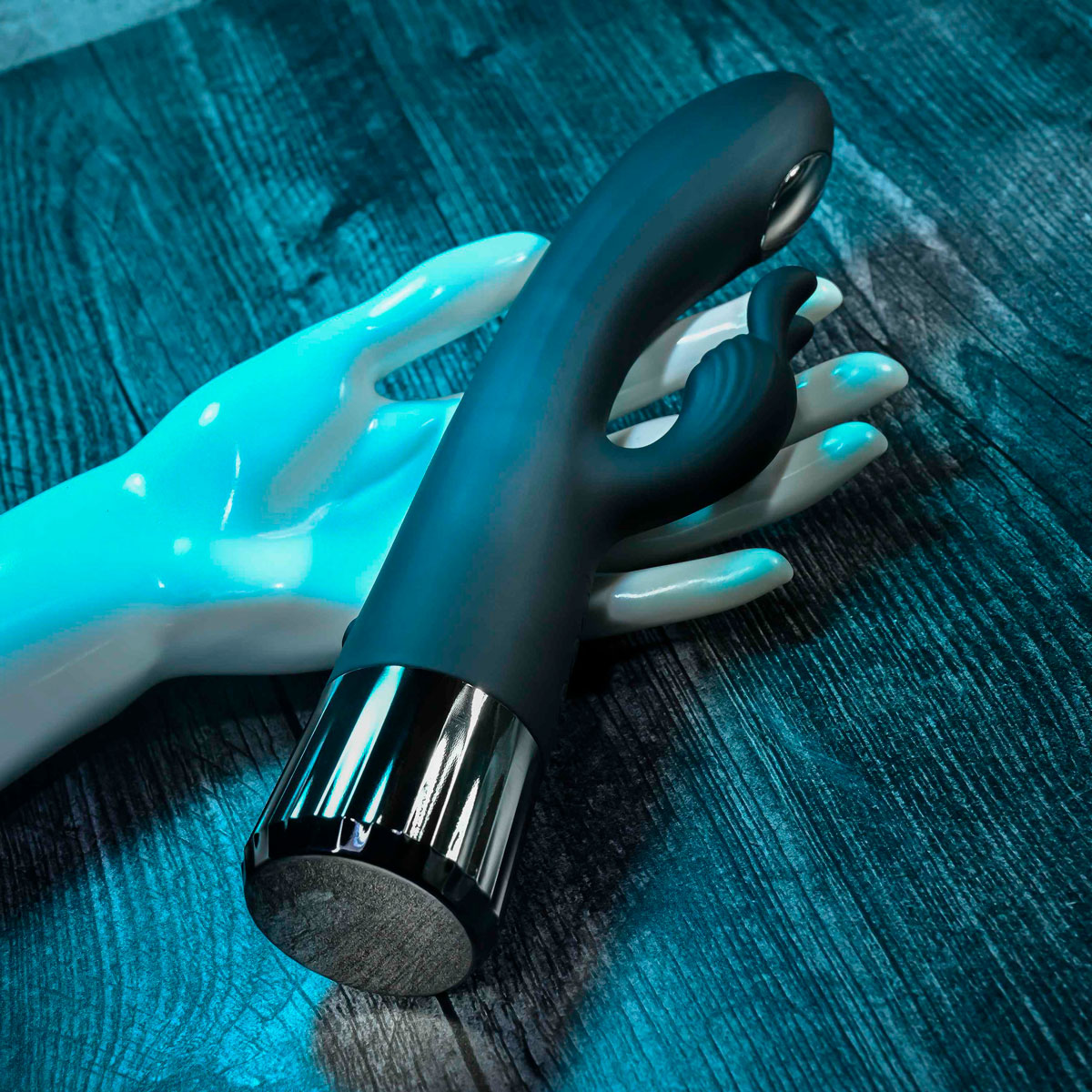 Vibrador Rabbit com 7 Modos de Vibração, Função Aquecimento, Resfriamento e Carregamento via Cabo USB Magnético - Evolved Heat Up & Chill | 12,5 x 3,6 cm - 7