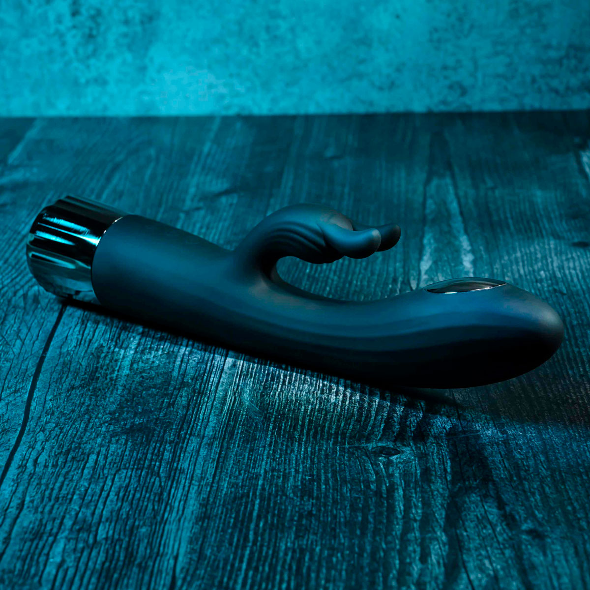 Vibrador Rabbit com 7 Modos de Vibração, Função Aquecimento, Resfriamento e Carregamento via Cabo USB Magnético - Evolved Heat Up & Chill | 12,5 x 3,6 cm - 4
