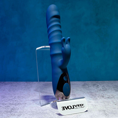Vibrador Rabbit com Anéis Massageadores em 3 Níveis, 10 Modos de Vibração e Carregamento via Cabo USB - Evolved Novelties The Ringer | 13,5 x 3,7 cm