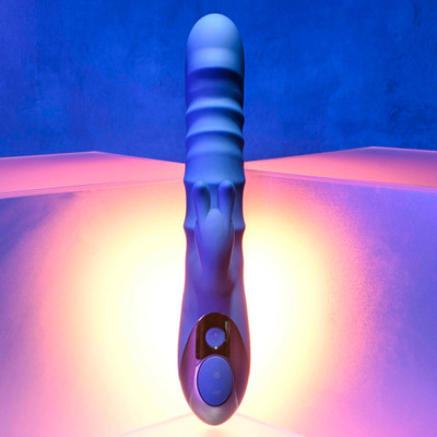 Foto 3 do produto Vibrador Rabbit com Anéis Massageadores em 3 Níveis, 10 Modos de Vibração e Carregamento via Cabo USB - Evolved Novelties The Ringer | 13,5 x 3,7 cm