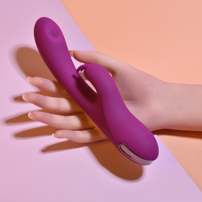 Vibrador Rabbit com Batidinhas em 3 Níveis, 10 Modos de Vibração e Carregamento via Cabo USB - Evolved Playboy Pleasure Thumper | 12 x 3,4 cm